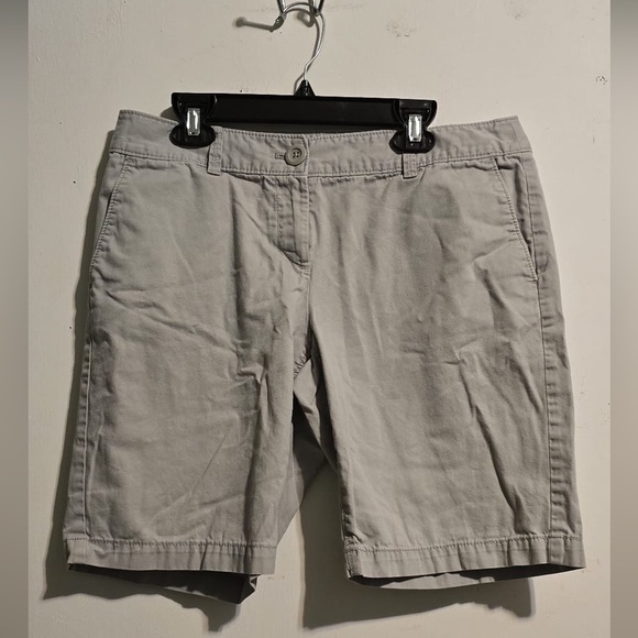 Ann Taylor Gray Bermuda Shorts Casual Cotton Blend - Picture 1 of 5